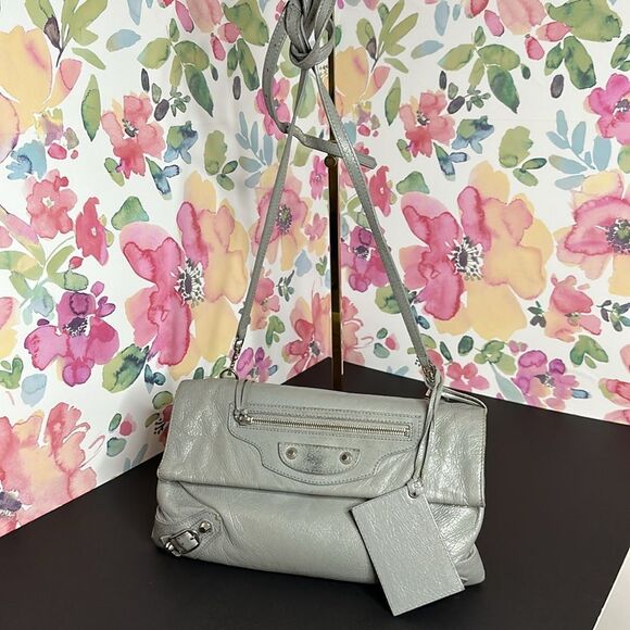 💯Authentic Balenciaga Silver Metalic Crossbody🍀 - Picture 16 of 17